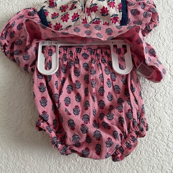 Old Navy Matching Set - Picture 4 of 6